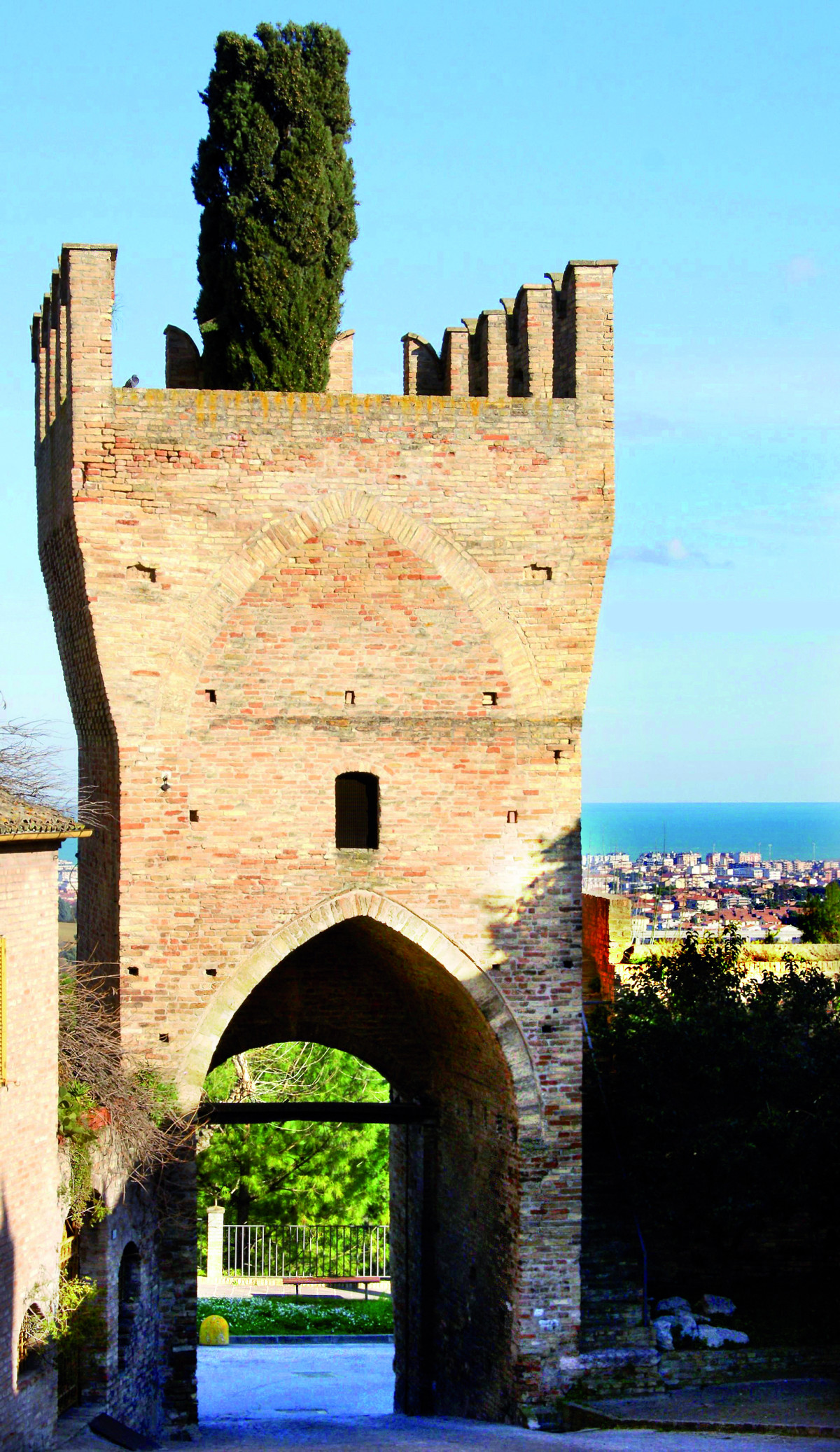 Porta Marina (già Porta Sant’Angelo)
