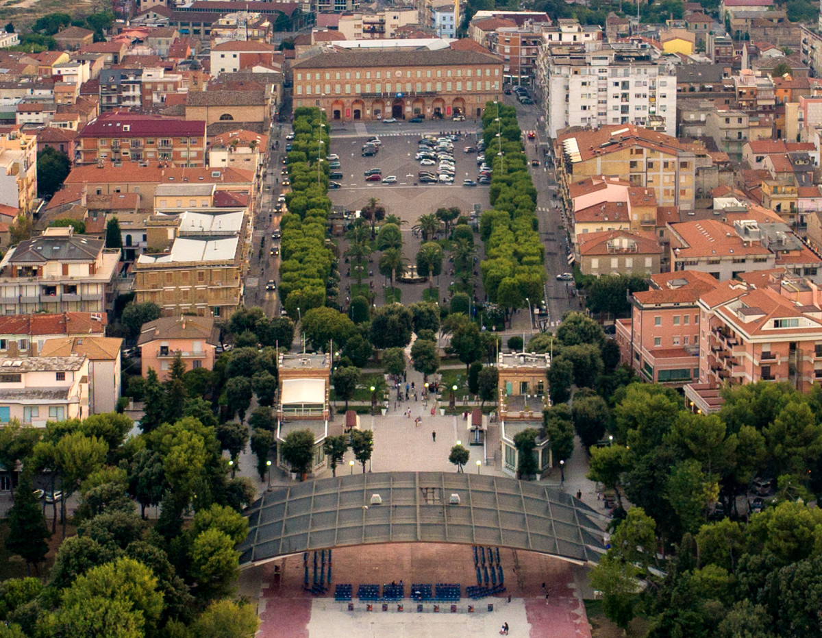 Palazzine Liberty di Lido Cluana