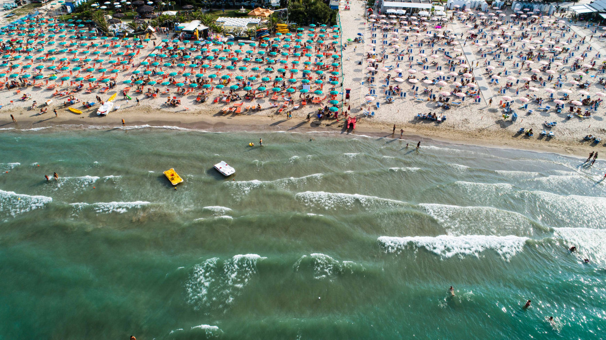 Il Litorale di Civitanova: sabbia, ghiaia e meraviglie adriatiche