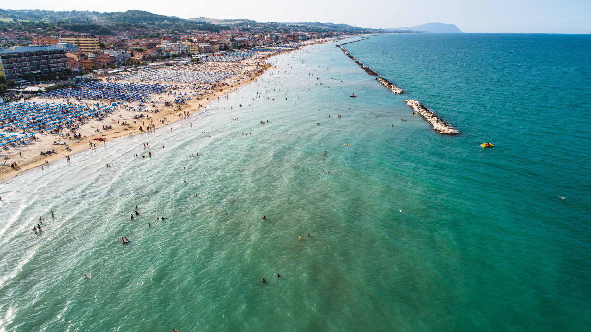 Il Litorale di Civitanova: sabbia, ghiaia e meraviglie adriatiche