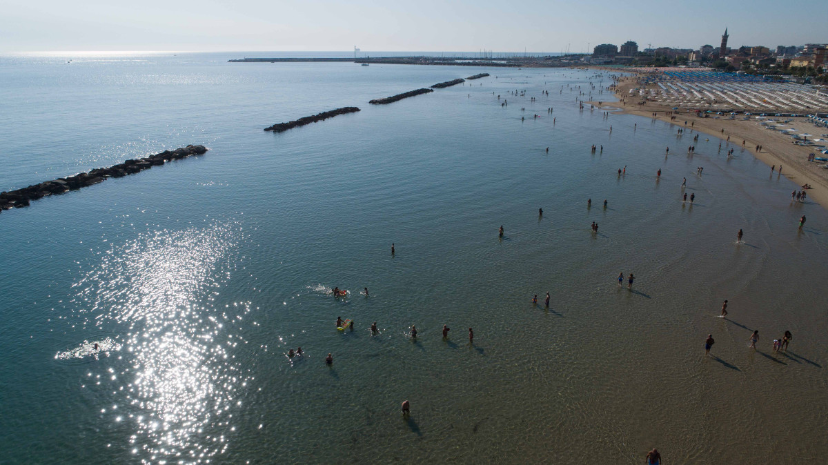 Il Litorale di Civitanova: sabbia, ghiaia e meraviglie adriatiche