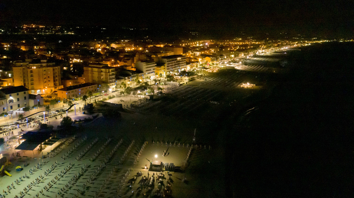 Il Litorale di Civitanova: sabbia, ghiaia e meraviglie adriatiche