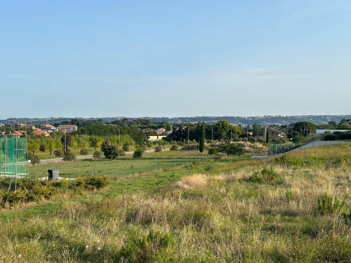 Strutture sportive di Villa Conti