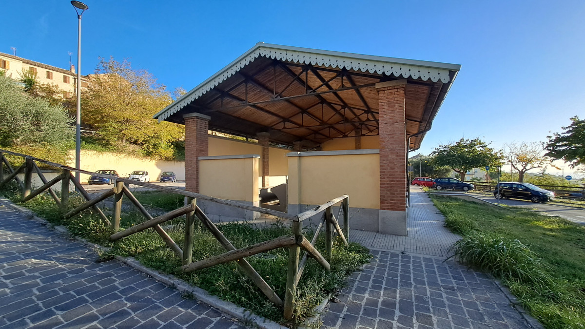 Lavatoio Comunale di Civitanova Alta