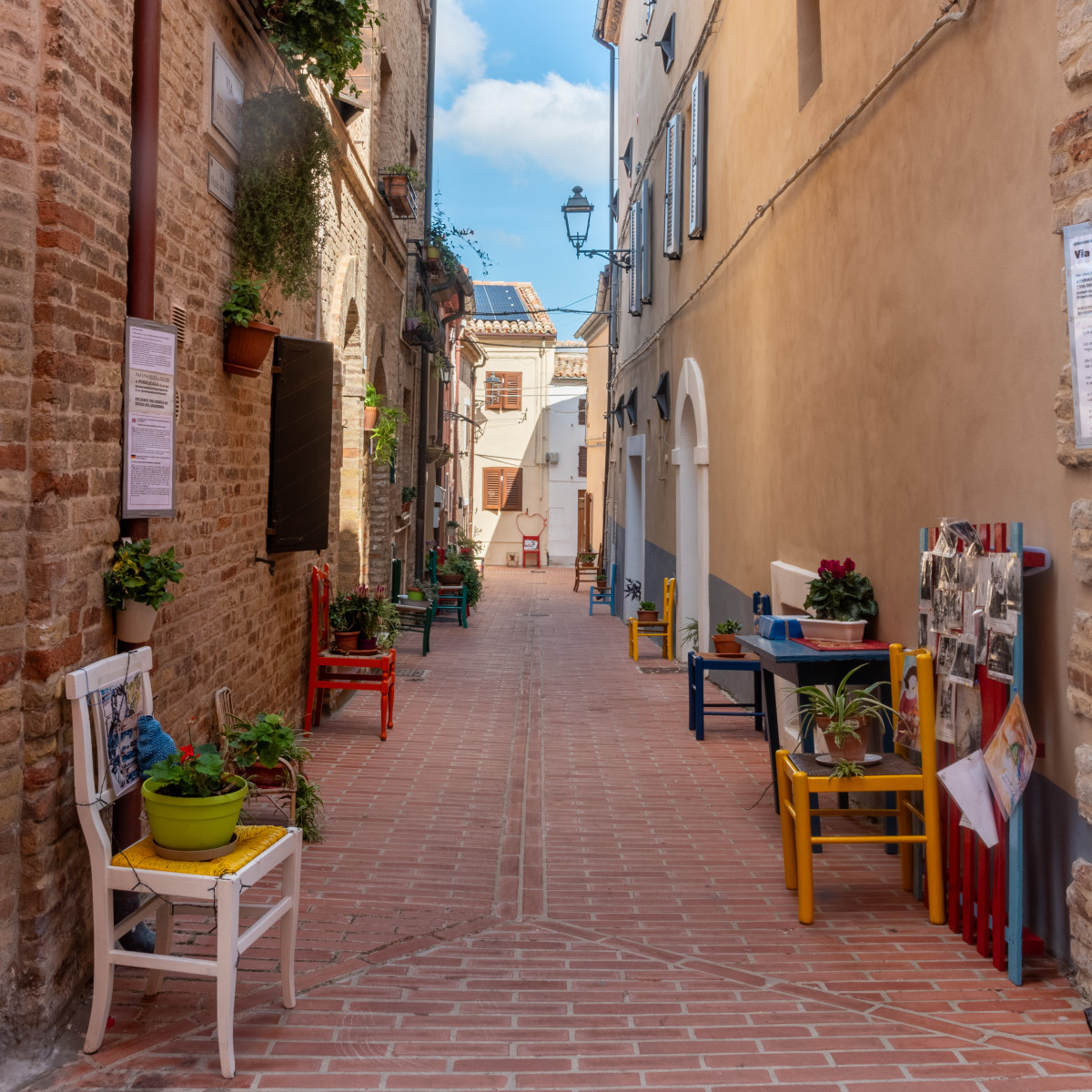 Via dei Sediari